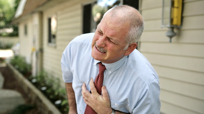 Dấu hiệu bệnh tim mạch thường gặp ở người già
